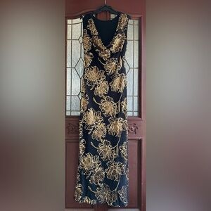 Donna Karan Womens Embellished Crew Neck Maxi Dress. 10. Black/Gold. Retail $339